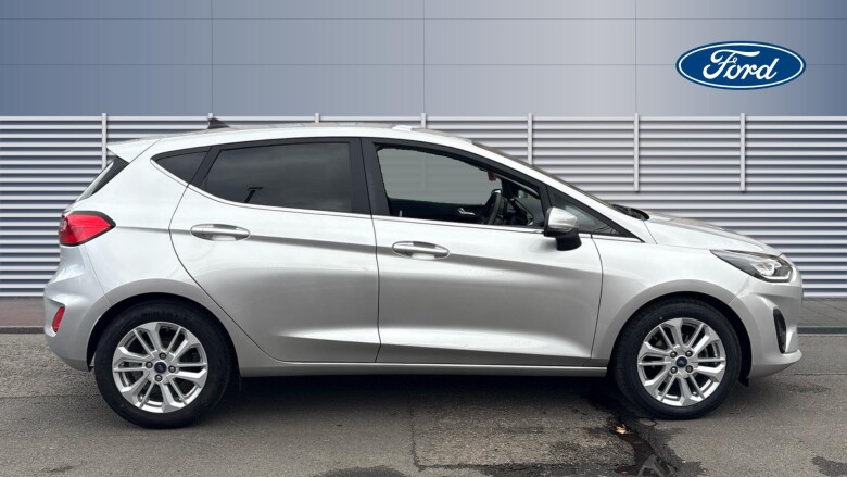 Ford Fiesta 1.0 EcoBoost Titanium 5dr Petrol Hatchback